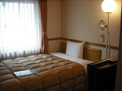 Toyoko Inn Yokohama Minatomirai-Sen Nihon-Odori Ekimae Экстерьер фото